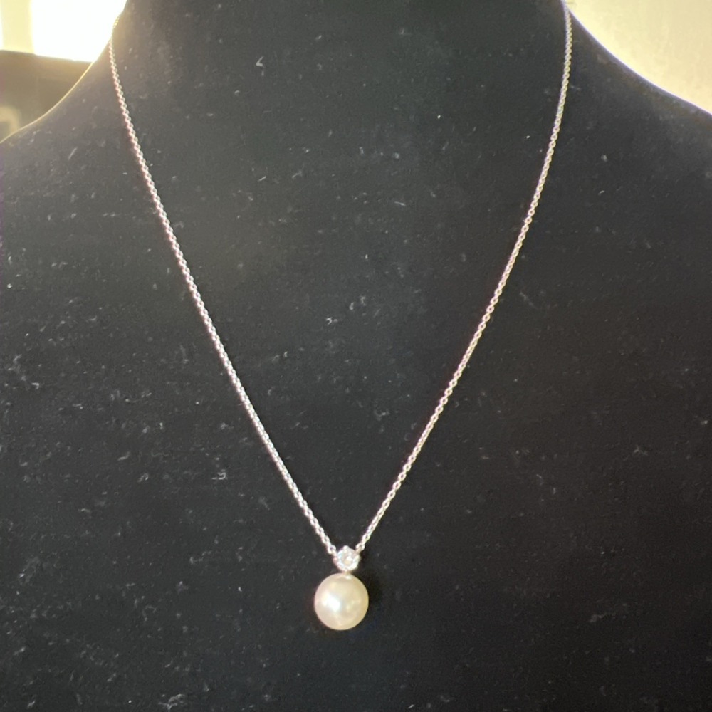 925‎ sterling silver necklace 18 inch chain Faux Pearl